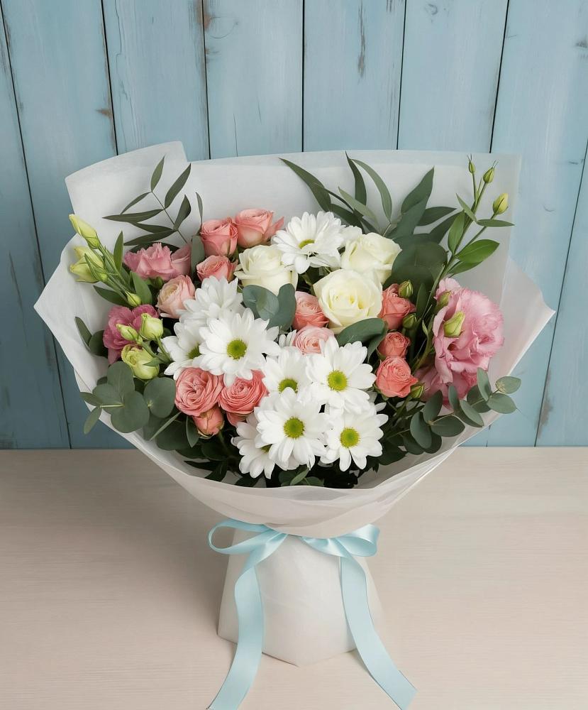 Букет цветов из: Розы, Лизиантусы и Хризантемы в Княгинино