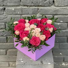 Цветочная композиция из Розы в коробке в Княгинино