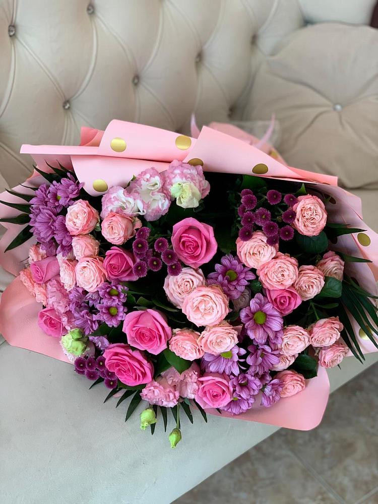 Букет цветов из: Хризантемы, Розы и Лизиантусы в Княгинино