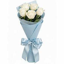 Букет 5 Белых роз Проуд в Княгинино