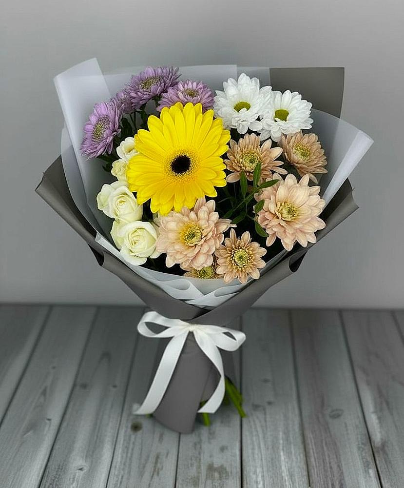 Букет цветов из: Розы, Герберы и Хризантемы в Княгинино