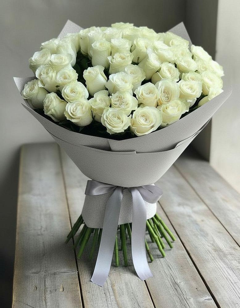 Букет 35 Белых роз в Княгинино