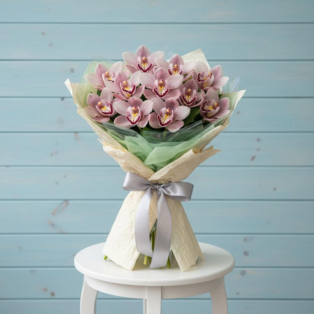 Букет цветов из: Орхидеи и Розы в Княгинино