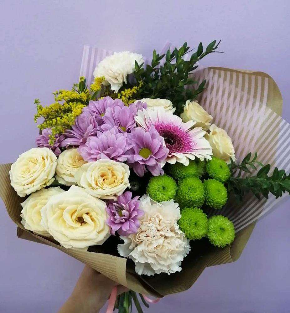 Букет цветов из: Хризантемы, Розы, Гвоздики и Герберы в Княгинино