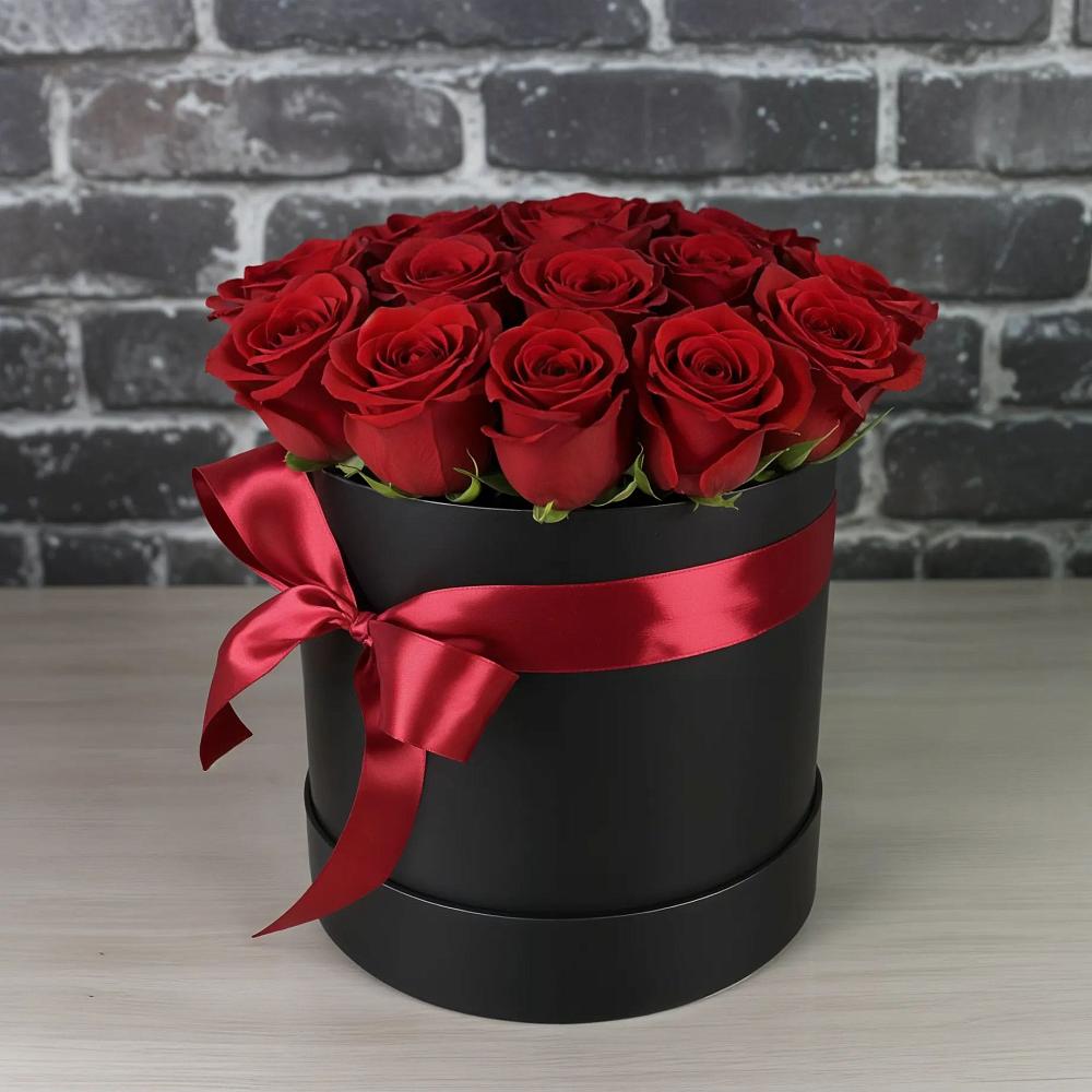 Цветочная композиция из Розы в шляпной коробке в Княгинино